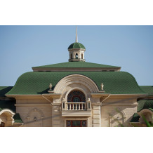 Zdjęcie jak wygląda gont hexagonalny Technonicol Sonata Zielony na dachu budynku 7